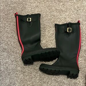 Joules olive green Boots with pink Stripe and Buckle size 6 NWOT